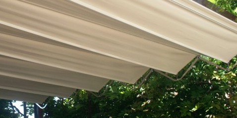 Pergole Gibus- Pergolato con tenda MED FLY